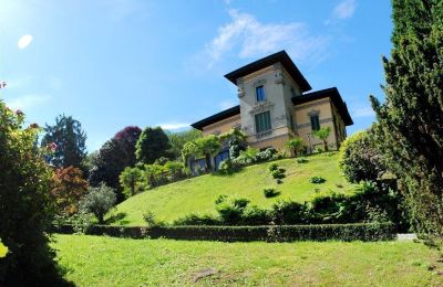 Historische villa te koop 28838 Stresa, Piemonte:  Tuin