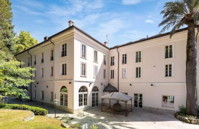 Historische villa te koop Belgirate, Piemonte:  