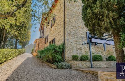 Lantgård till salu 06019 Umbertide, Umbrien, Bild 17/54