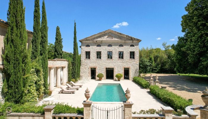 Slot til salg Uzès, Occitanie