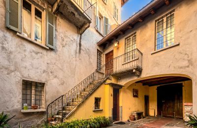 Historisk ejendom Belgirate, Piemonte