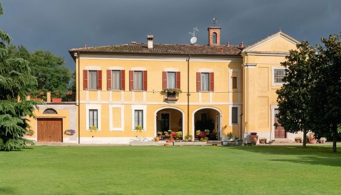 Kloster kaufen Borghetto Lodigiano, Lombardei