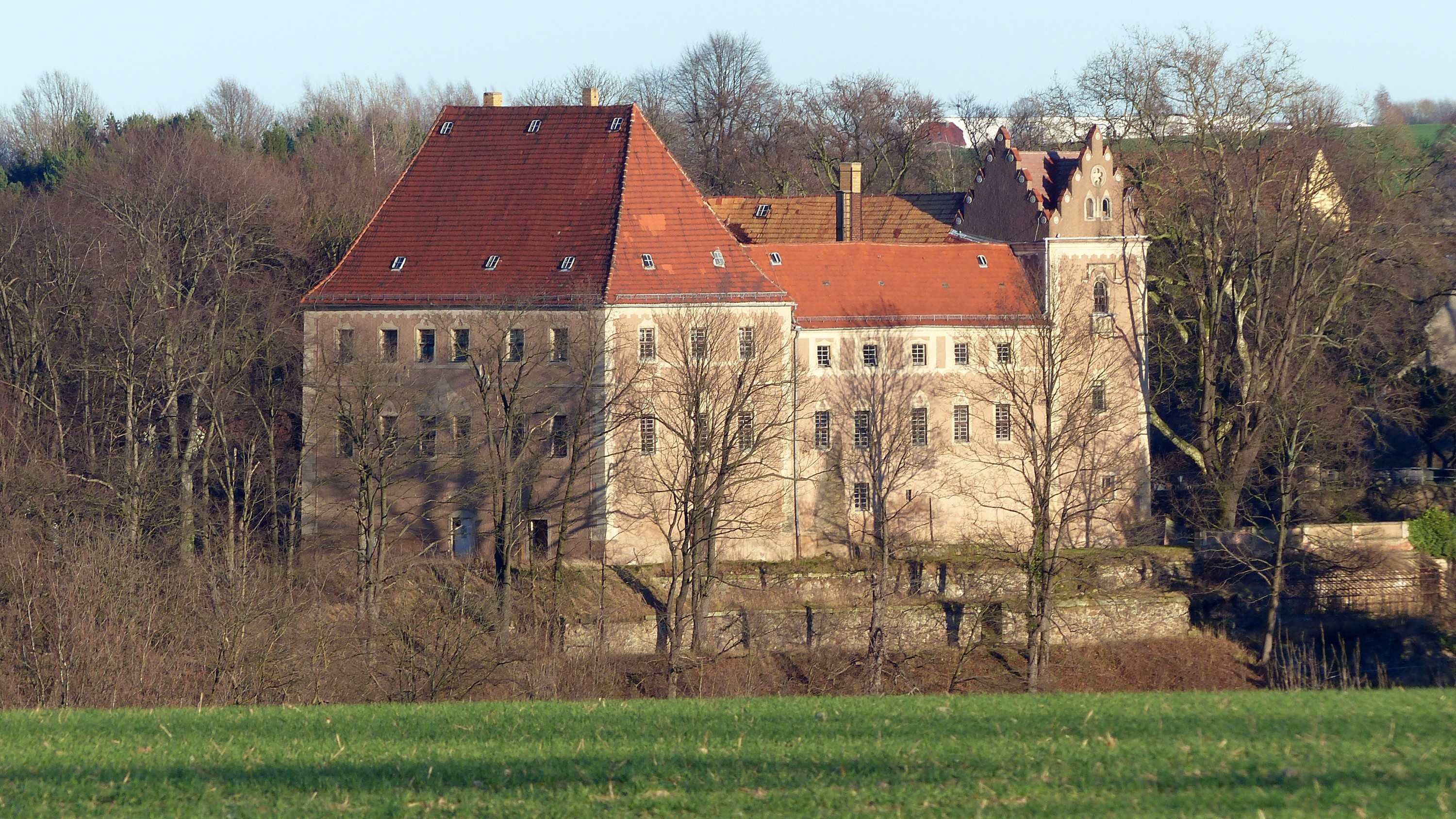Schloss Taubenheim in Klipphausen, Sachsen zu verkaufen