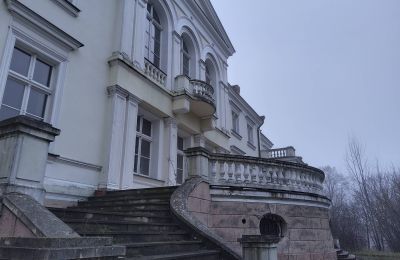 Schloss kaufen Lubstów, Großpolen:  Terrasse