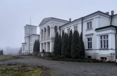 Schloss kaufen Lubstów, Großpolen:  Vorderansicht