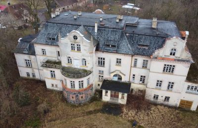 Schloss kaufen Bronów, Pałac w Bronowie, Niederschlesien:  Drohne