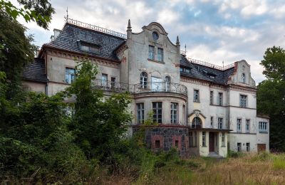 Schloss kaufen Bronów, Pałac w Bronowie, Niederschlesien:  Außenansicht