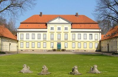Mehr Präsenz für Schleswig-Holsteins Herrenhäuser