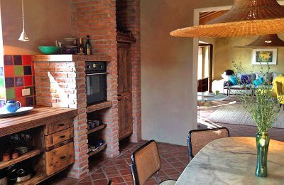 Landhaus kaufen Montescudaio, Toskana:  RIF 2185 Küche mit Blick zum Wohnbereich