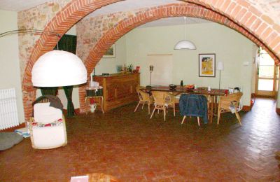 Landhaus kaufen Arezzo, Toskana:  RIF2262-lang10#RIF 2262 Wohn-Essbereich im EG