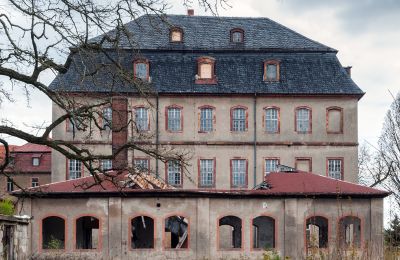 Schloss Neusorge wird im April 2022 versteigert