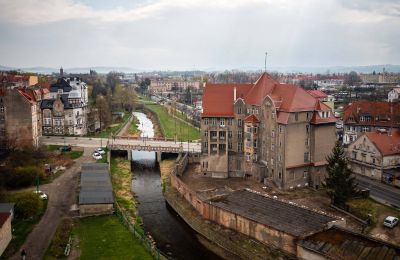 Historische Villa kaufen Dzierżoniów, Henryka Sienkiewicza 4, Niederschlesien:  Rückansicht