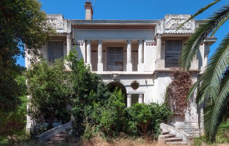 Vallauris, Av. de la Liberté - Historische Villa in Vallauris