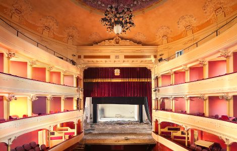  - teatro fiore II