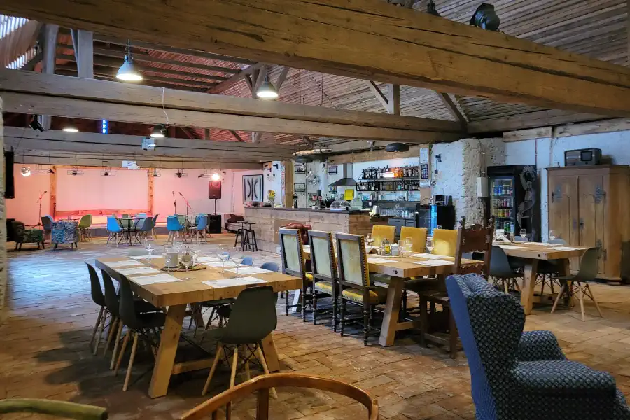 Umgebautes Nebengebäude Schloss in Böhmen