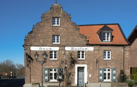 Tönisberg, Vluyner Straße - Haus Baaken: Historisches Gasthaus in Kempen-Tönisberg