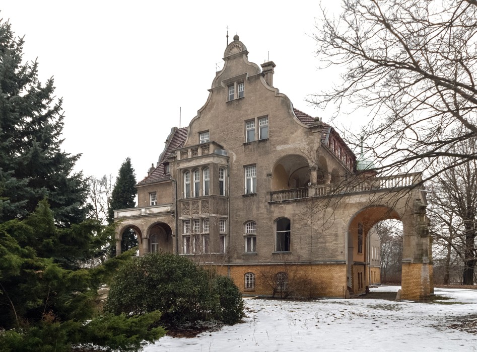 Petershain: Slot i Sachsen, Petershain - Hóznica