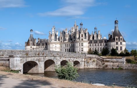 /pp/cc_by_nc_nd/thumb-fr-chateau-de-chambord3.jpg