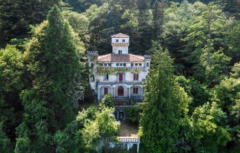 Stresa, Via Sempione Sud - Palæer ved Lago Maggiore: Villa Gianfranco Ferré