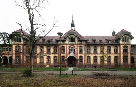 Beelitz, Beelitz Heilstätten - Brandenburger Liegenschaften: Historisches Klinikum