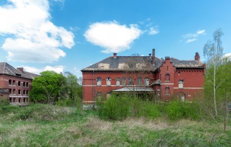 Wurzen, Juelstraße - Konversion in Wurzen: Entstehung eines Wohnparks in den Kasernengebäuden