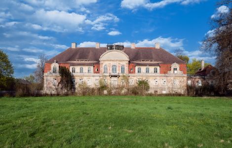 Tützpatz, Parkweg - Gutshaus Tützpatz, Mecklenburgische Seenplatte