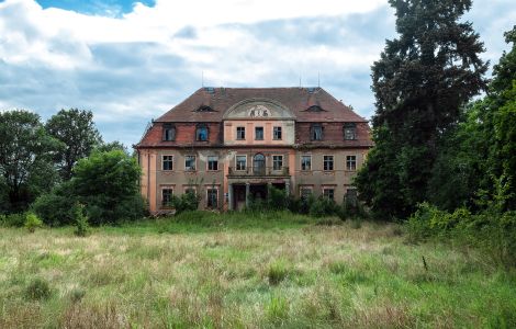  - Barockes Herrenhaus in Przyborów, Niederschlesien