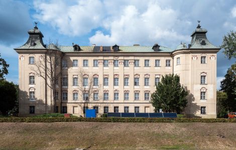 Rydzyna, Zamkowa - Schloss Reisen (Rydzyna), Großpolen