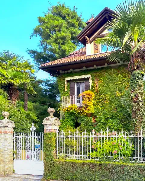 Liberty Villa kaufen in Stresa am Lago Maggiore Oktober 2025