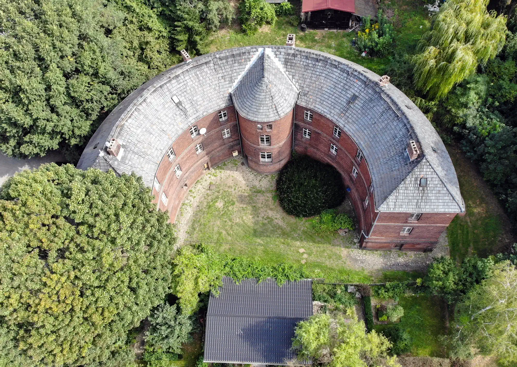 Slott til salgs - Slott til salgs Polen november 2025