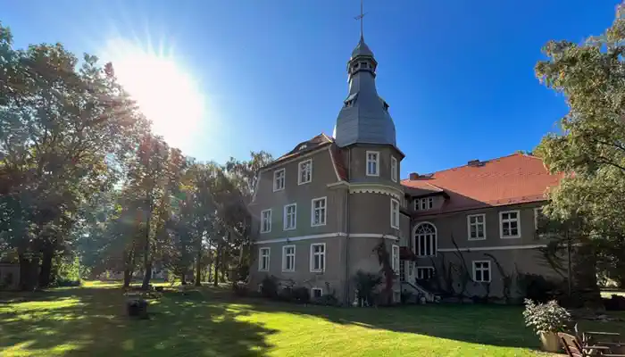 Slot til salg Koźmice, Nedre Schlesien