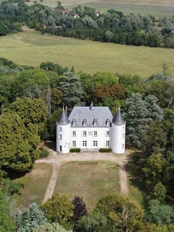 Ejendomstilbud i Frankrike Centre-Val de Loire