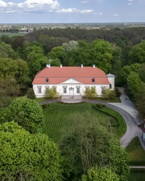 Bilder /pp/lumen/palace-polsce.webp