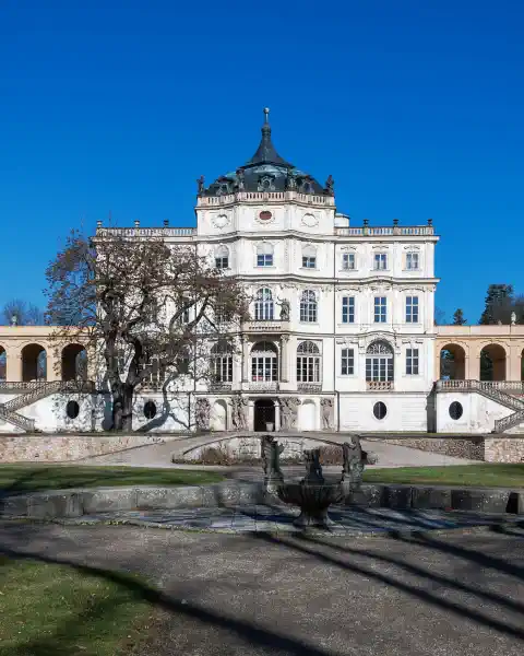 Bilder /pp/lumen/zamki-ceska-republica.webp