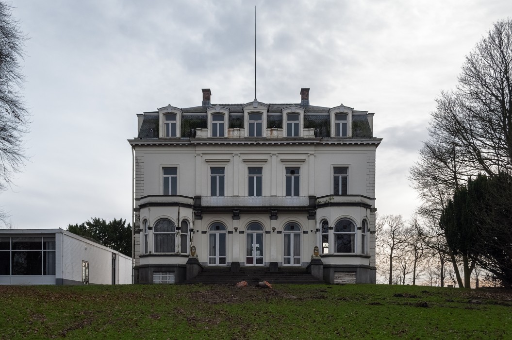 Kasteel 't Hooghe in Kortrijk, Kortrijk