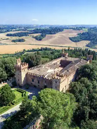 Castello di Oliveto - Renæssanceslot med over 500 ha i Toscana, Castelfiorentino, Toscana