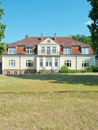 Gutshaus Neu Käbelich bei Neubrandenburg