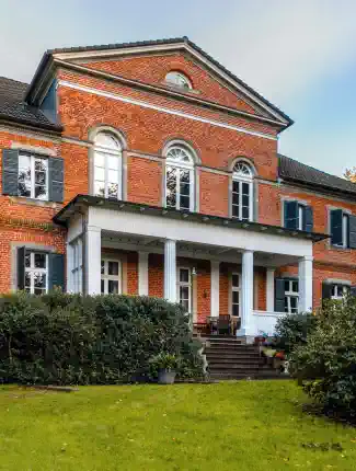 Hamburg (Speicherstadt) in 30 Minuten - Herrenhaus, 23881 Niendorf / Stecknitz, Schleswig-Holstein