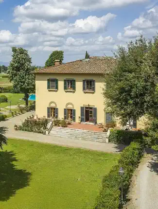 Renaissancevilla bei Florenz mit Blick auf das Chianti-Gebiet