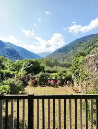 Villa in Bagnères-de-Luchon mit großem Garten und Pyrenäenblick, Bagnères-de-Luchon, Okzitanien