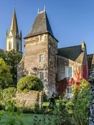 Manoir der Renaissance mit schönen Innenräumen unterschiedlicher Epochen, Pays de la Loire