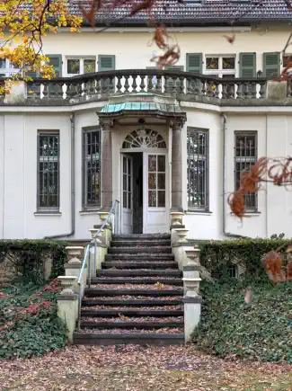 Wunderbare Villenetage mit großem Garten und Einliegerwohnung im Souterrain, Berlin, Berlin