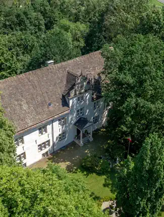 Saniertes Renaissanceschloss mit Park im Lipper Bergland, 32683 Barntrup, Nordrhein-Westfalen