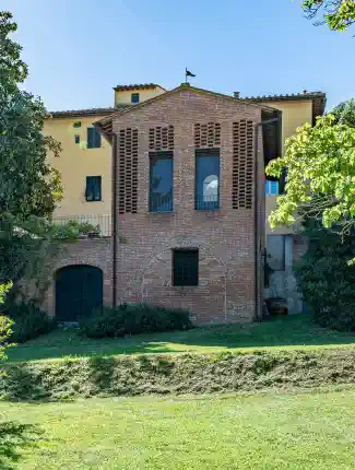 Palazzo mit großem Garten in Montefoscoli, Montefoscoli, Toskana