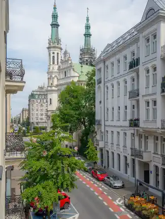 3-værelses lejlighed i en historisk ejendom i Warszawas centrum, Warszawa, Mazovien